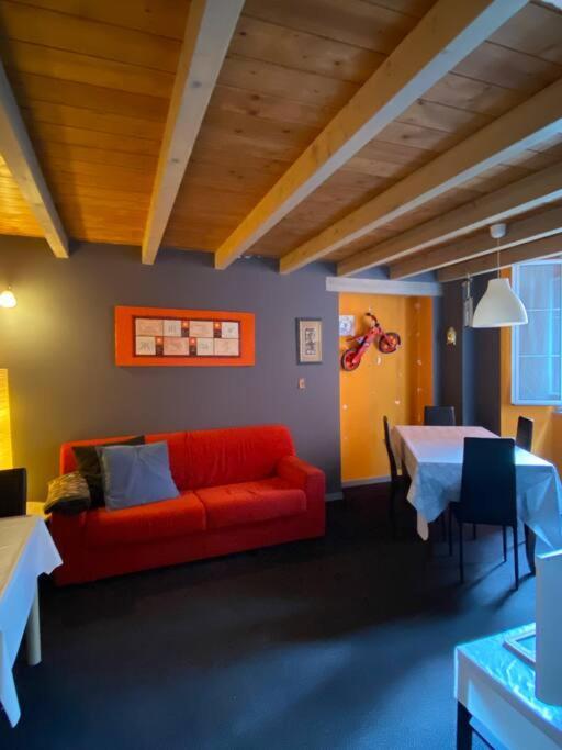Apartamento Rainbow House Intra Exterior foto