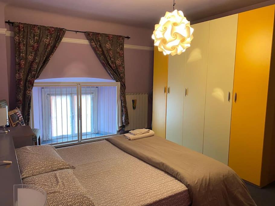 Apartamento Rainbow House Intra Exterior foto